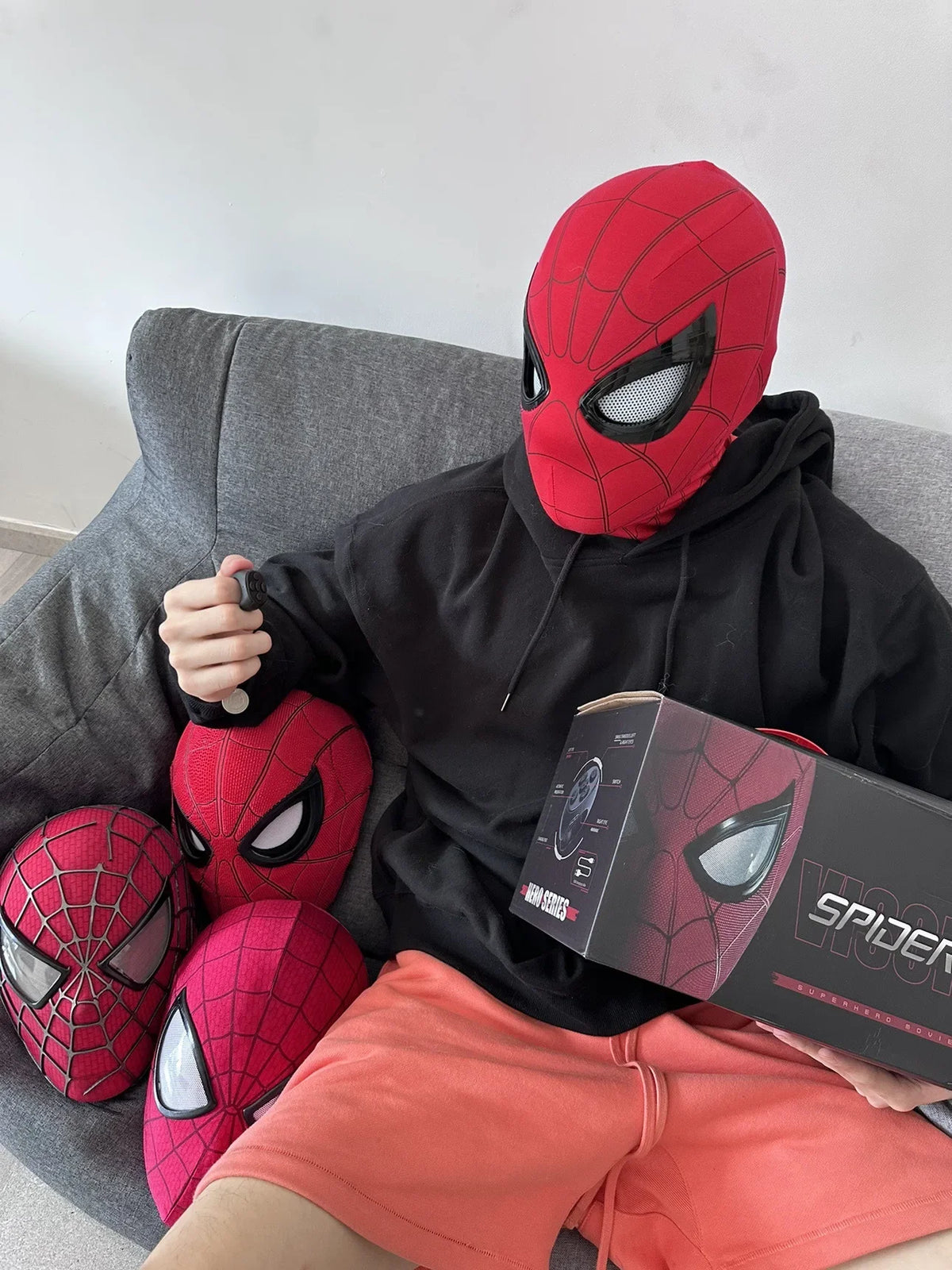 Spider-Man Cosplay Mask with Chin-Activated Blinking Eyes