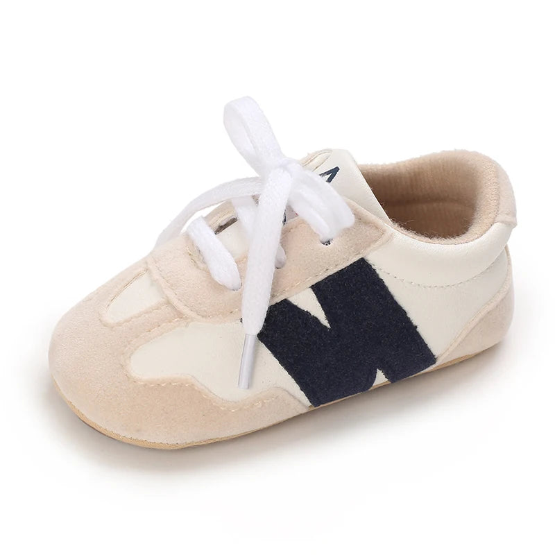 0-18 Months Newborn Baby Classic Sneakers Letters Splicing Baby Casual Shoe Anti-slip Hundred Walking Baby Boys Girls Baby Shoes