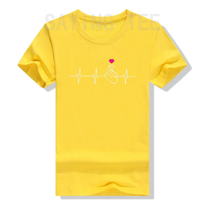 Camisa K-Pop, camiseta de regalo de música Pop coreana con corazón de mano y latido del corazón, camiseta gráfica KPop para fanáticos de la moda, camisetas de manga corta