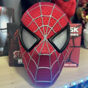 Spider-Man-Inspired Moving-Eye Cosplay Mask