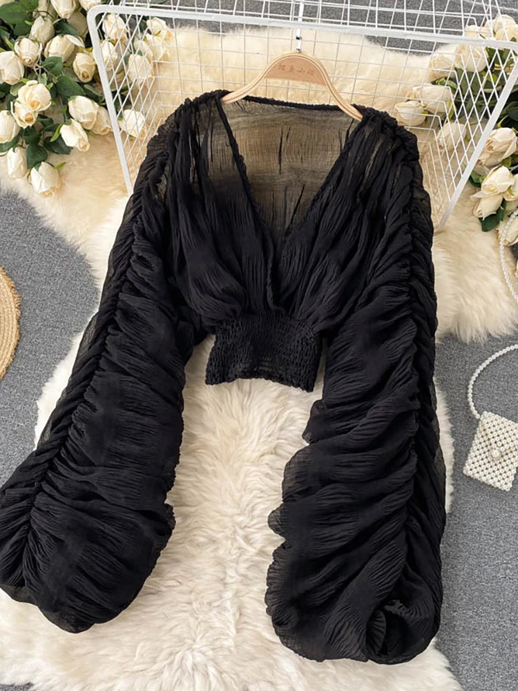 Blusa de gasa drapeada Sexy para mujer, Tops cortos elegantes de manga larga abombada con cuello en V, camisas ajustadas de fiesta para mujer, nueva moda 2022