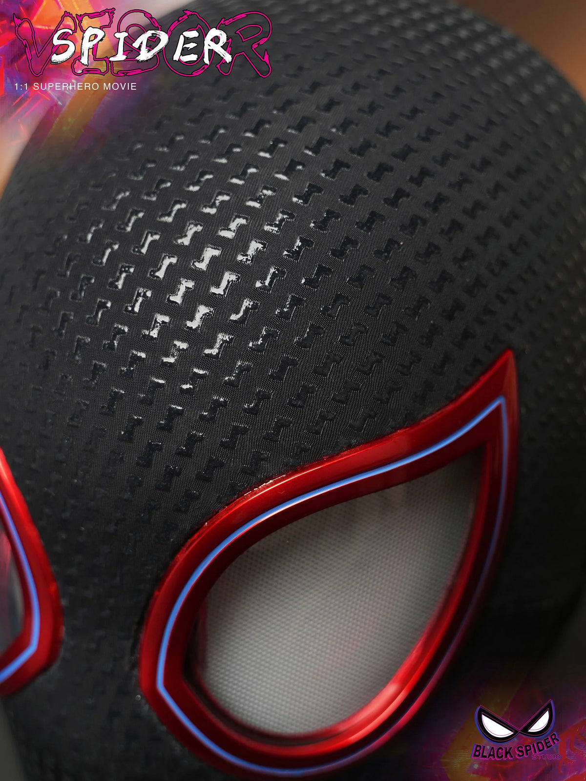 Spider-Man-Inspired Moving-Eye Cosplay Mask