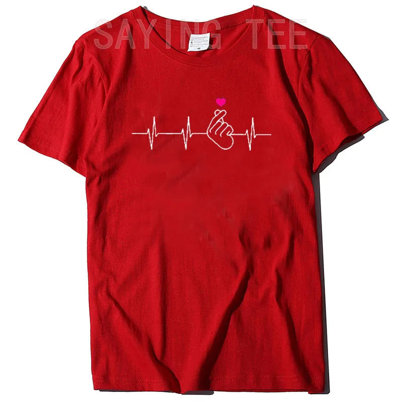 Camisa K-Pop, camiseta de regalo de música Pop coreana con corazón de mano y latido del corazón, camiseta gráfica KPop para fanáticos de la moda, camisetas de manga corta