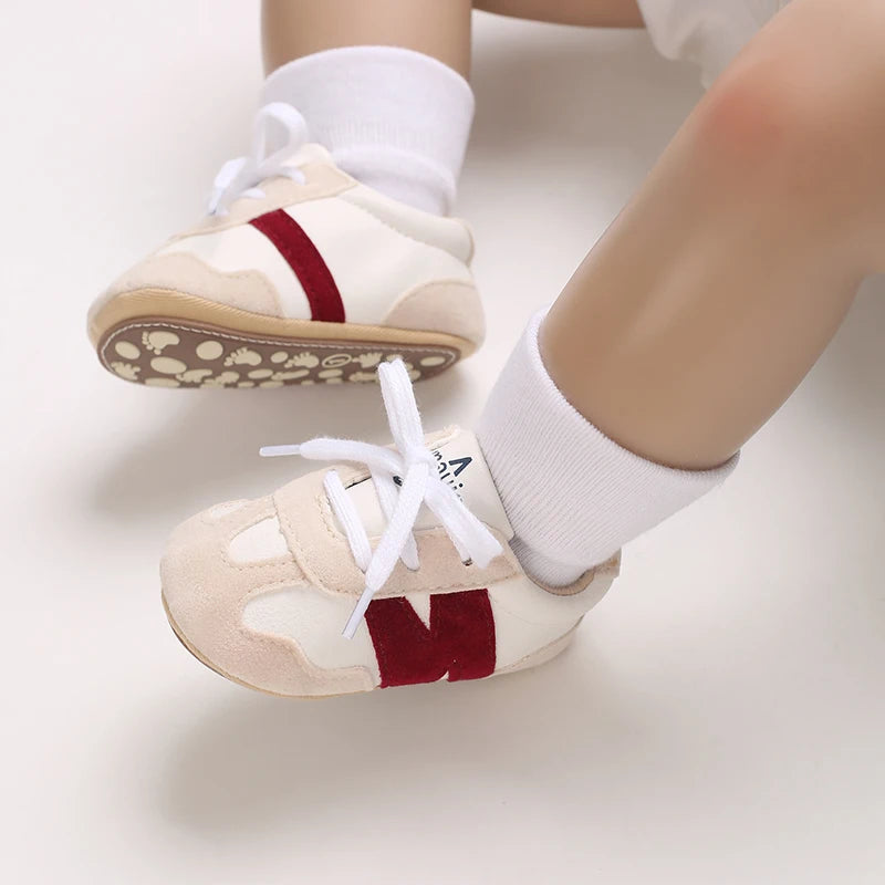 0-18 Months Newborn Baby Classic Sneakers Letters Splicing Baby Casual Shoe Anti-slip Hundred Walking Baby Boys Girls Baby Shoes