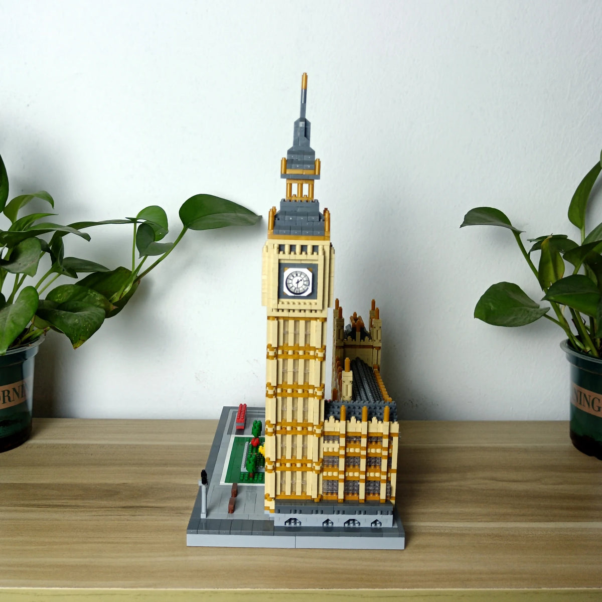 3D Desk Decor Big Ben Model Micro Building Blocks–Collectible Architecture Puzzle,Educational Toy,Unique Holiday Birthday Gifts