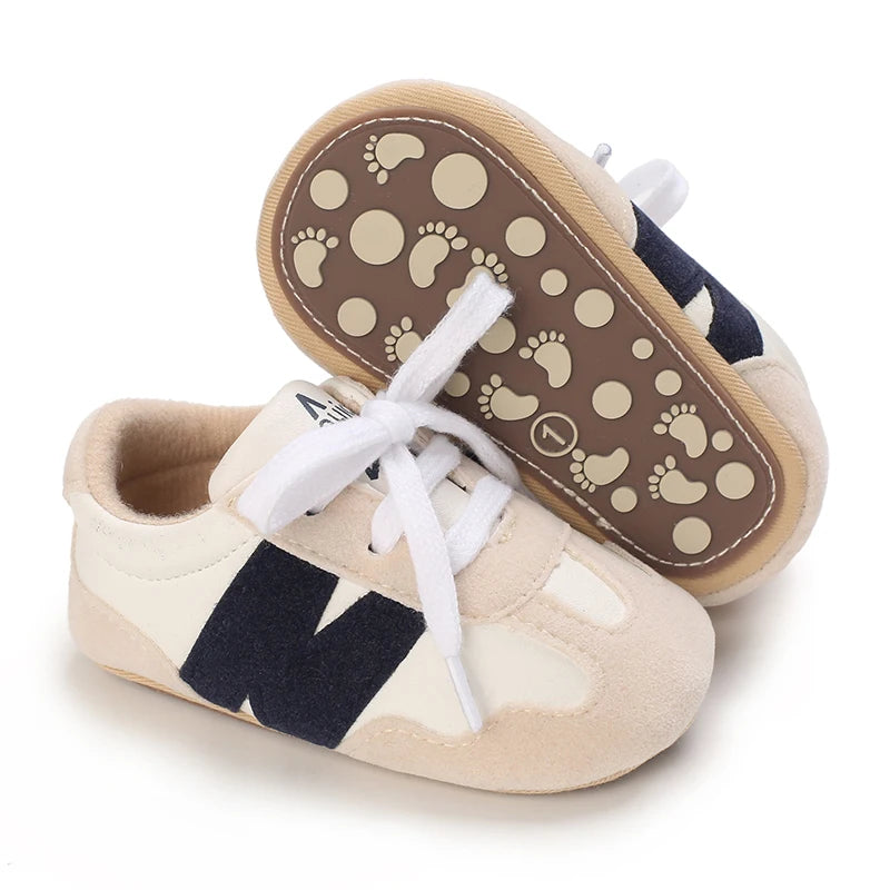 0-18 Months Newborn Baby Classic Sneakers Letters Splicing Baby Casual Shoe Anti-slip Hundred Walking Baby Boys Girls Baby Shoes